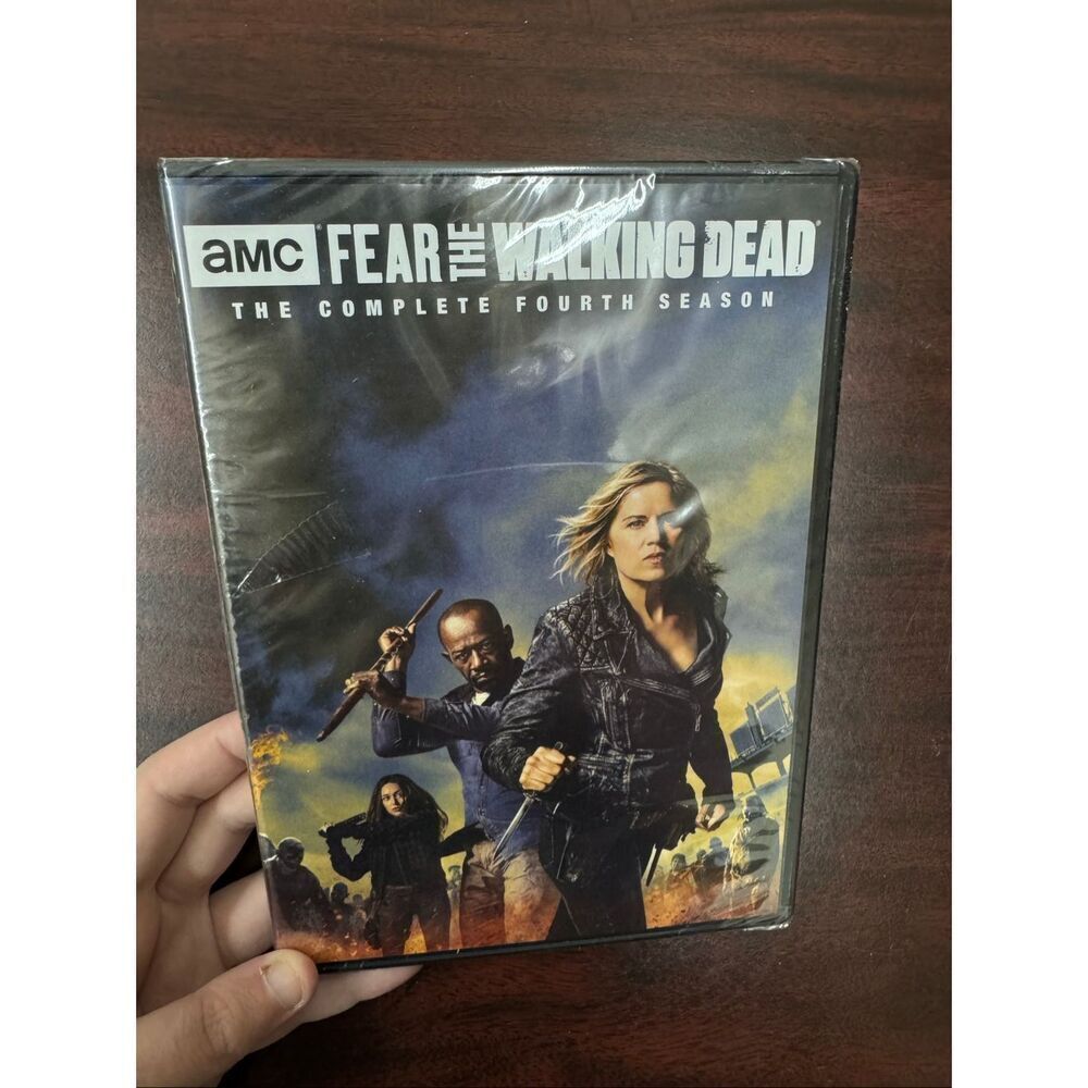 New Sealed- The Walking Dead Complete Fourth Season DVD